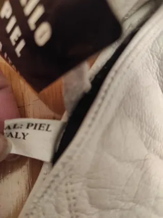 Guantes de piel nuevos