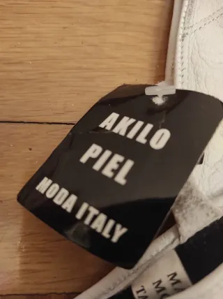 Guantes de piel nuevos