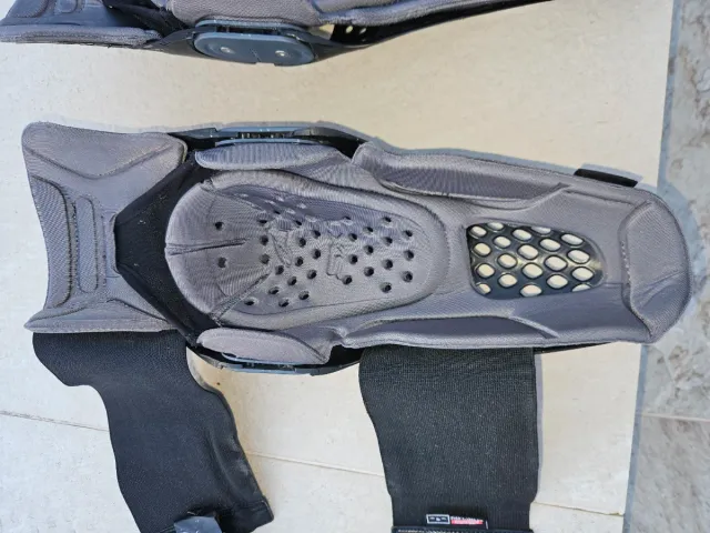 Rodilleras Alpinestars Talla XXL