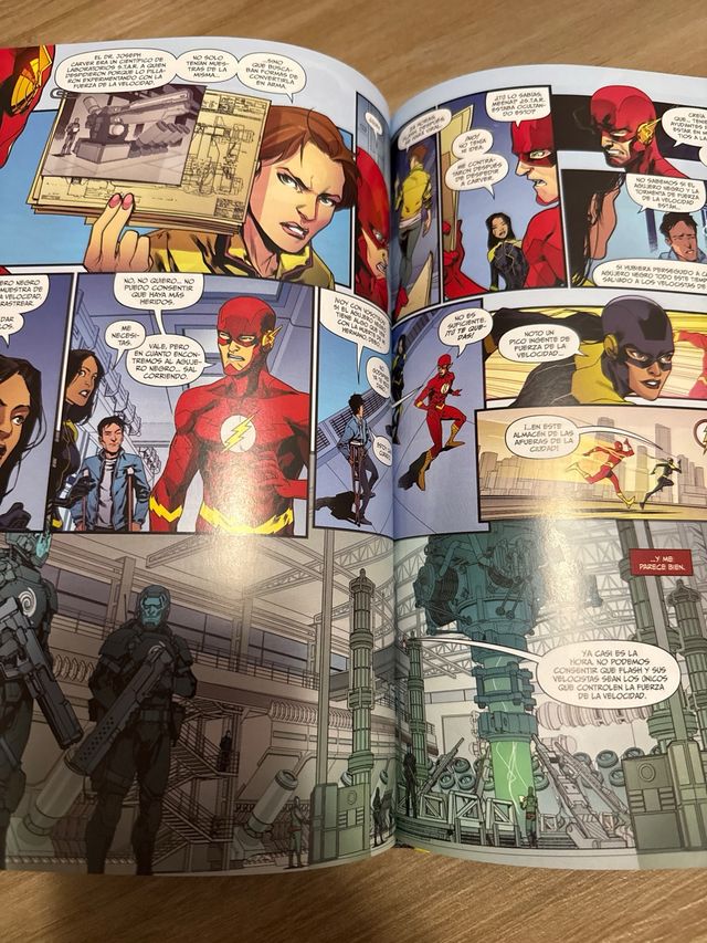 Flash Saga Williamson #1: El relámpago cae 2 veces