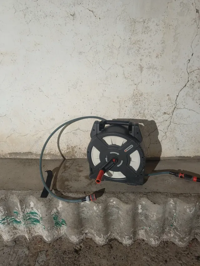 Manguera de jardín enrollable