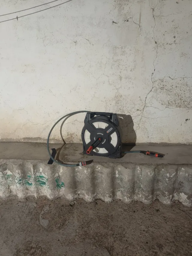 Manguera de jardín enrollable