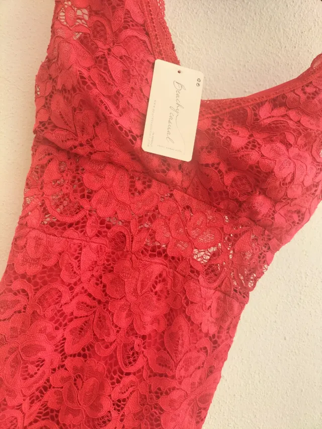 Regalo vestido encaje rojo talla S