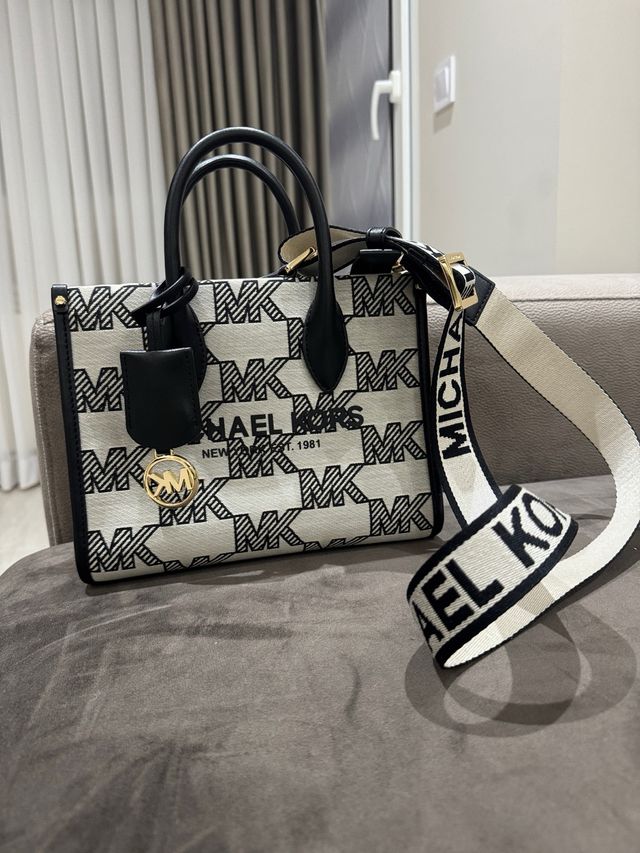 Bolso Michael Kors Negro y Blanco