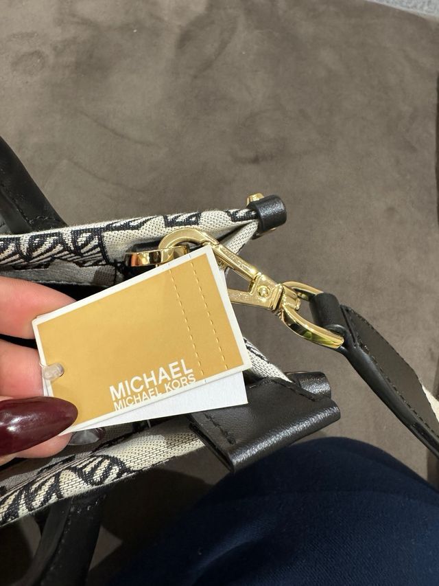 Bolso Michael Kors Negro y Blanco