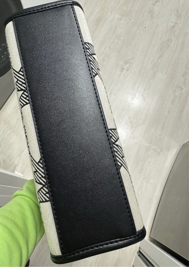 Bolso Michael Kors Negro y Blanco