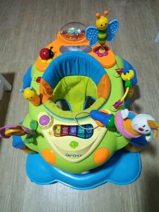 Andador tacatá bebé