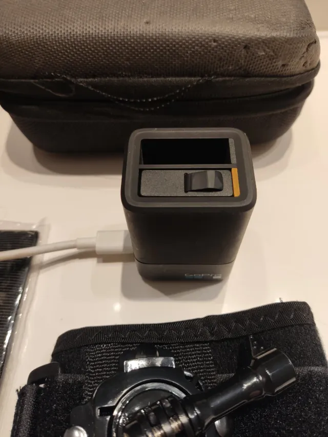 Batteria e caricatore extra GoPro Hero 5