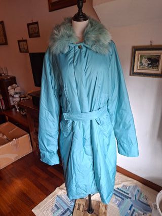Piumino Trussardi azzurro con collo pelliccia vera