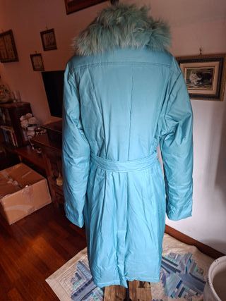 Piumino Trussardi azzurro con collo pelliccia vera