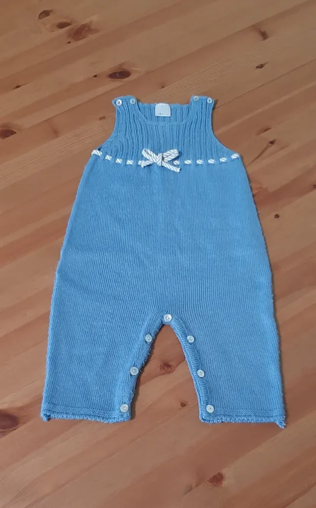 Peto tejido bebé azul