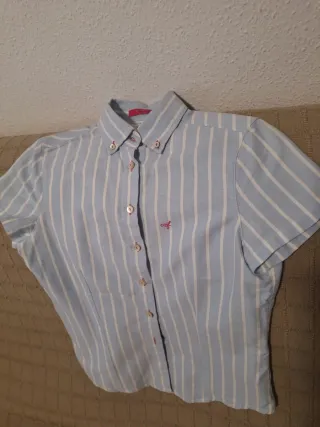 Blusa de rayas azul y blanco