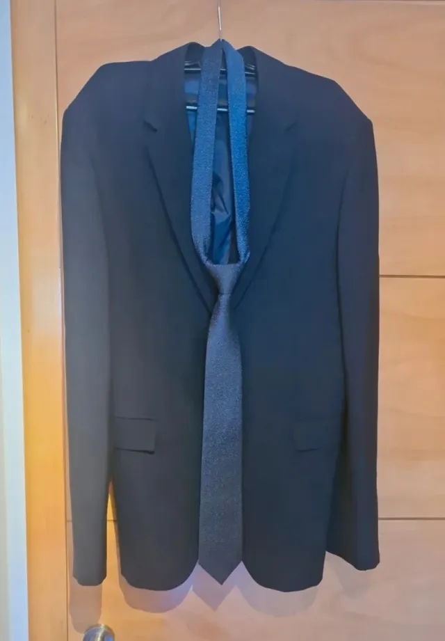 Chaqueta Zara azul regalo Corbata