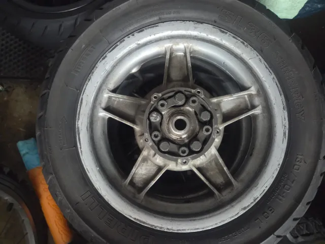 Rueda Trasera Piaggio Hexagon 250