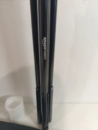 Trípode Amazon Basics Negro