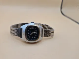 Orologio vintage Olympic 17 Rubis Antichoc