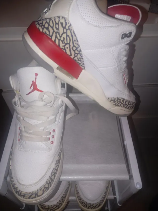 Jordan 3 Blancas y Rojas