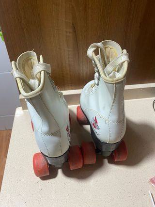 Patines 4 ruedas Krafwin blancos talla 35.