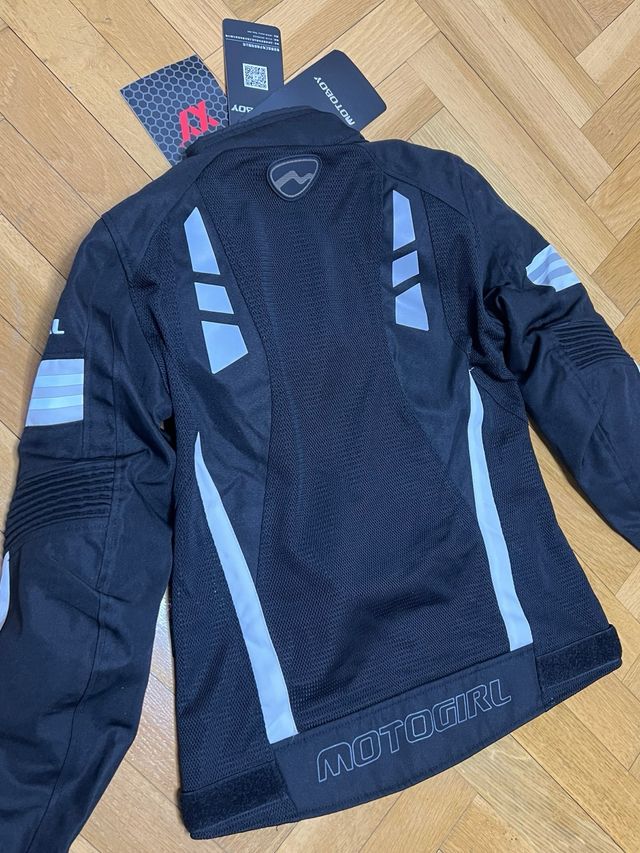 Chaqueta de moto negra Motoboy.NUEVA.Talla S.