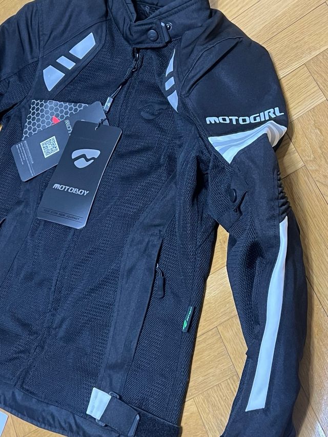 Chaqueta de moto negra Motoboy.NUEVA.Talla S.