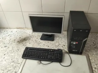 Acer Ordenador de Sobremesa Negro