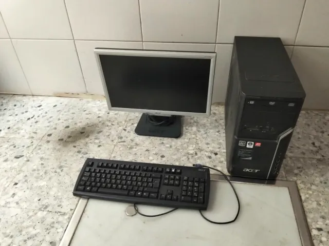 Acer Ordenador de Sobremesa Negro