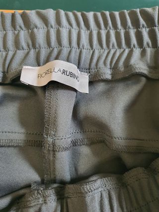 Pantaloni Fiorella Rubino grigi