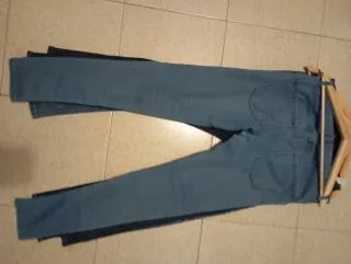 Lote 5 Pantalones Vaqueros Casi Nuevos