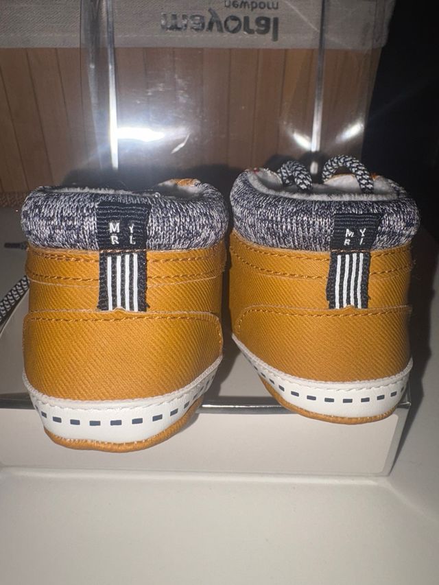 Botines bebé Mayoral Talla 18
