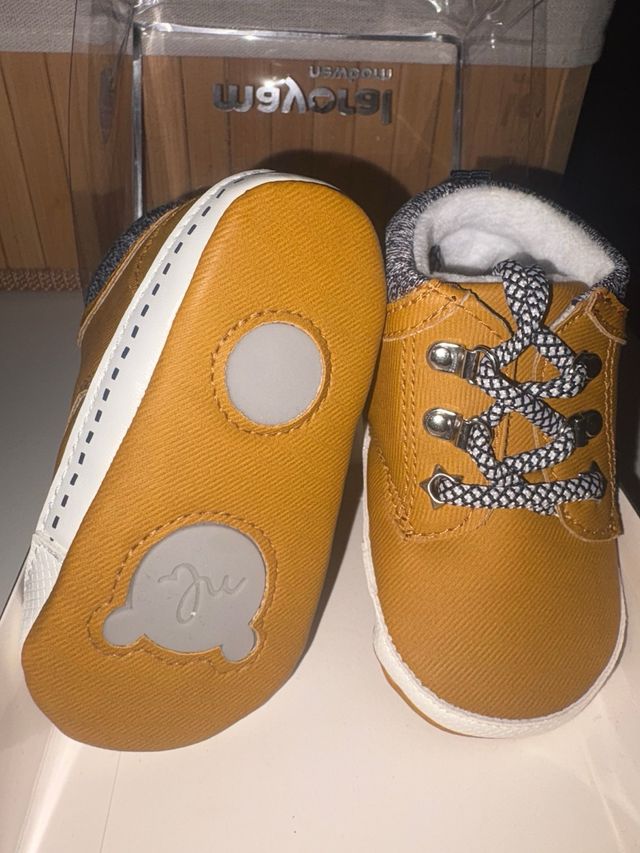 Botines bebé Mayoral Talla 18