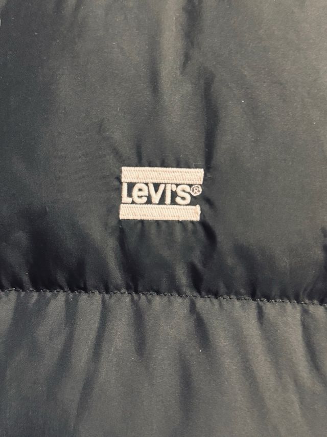 Plumífero Levi's negro