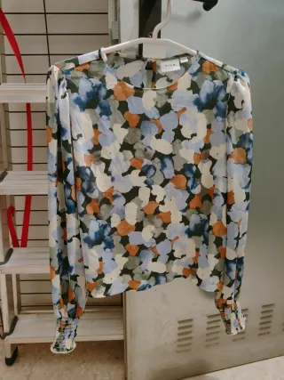 Blusa VILA Multicolor Estampada