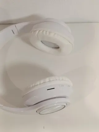 Auriculares B39 Blancos Inalámbricos