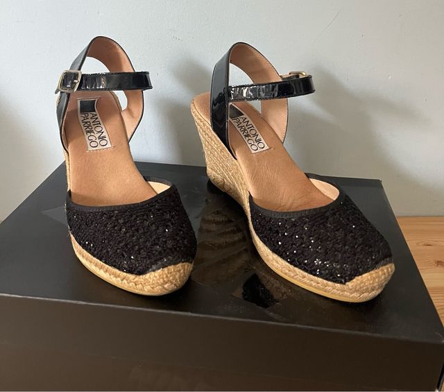 Cuñas Antonio Parriego Negras Fantasía