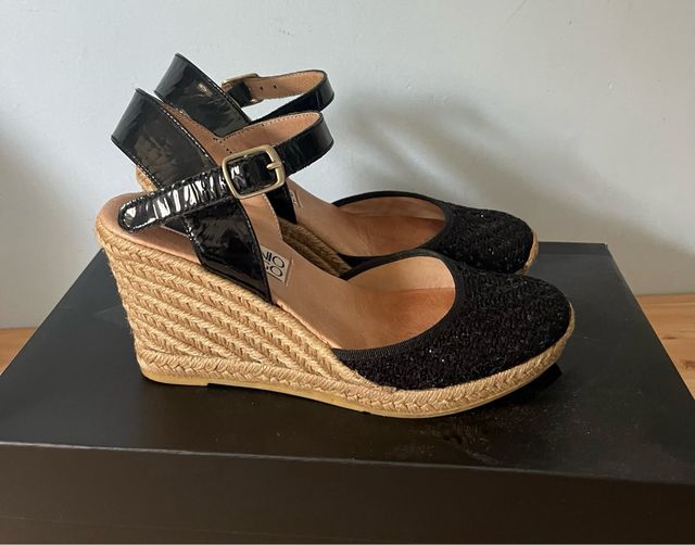 Cuñas Antonio Parriego Negras Fantasía