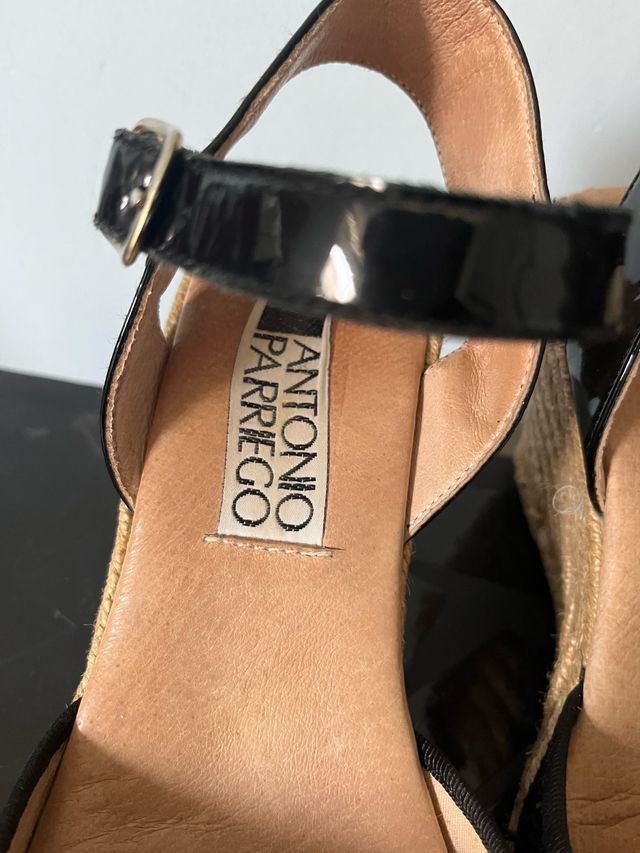 Cuñas Antonio Parriego Negras Fantasía