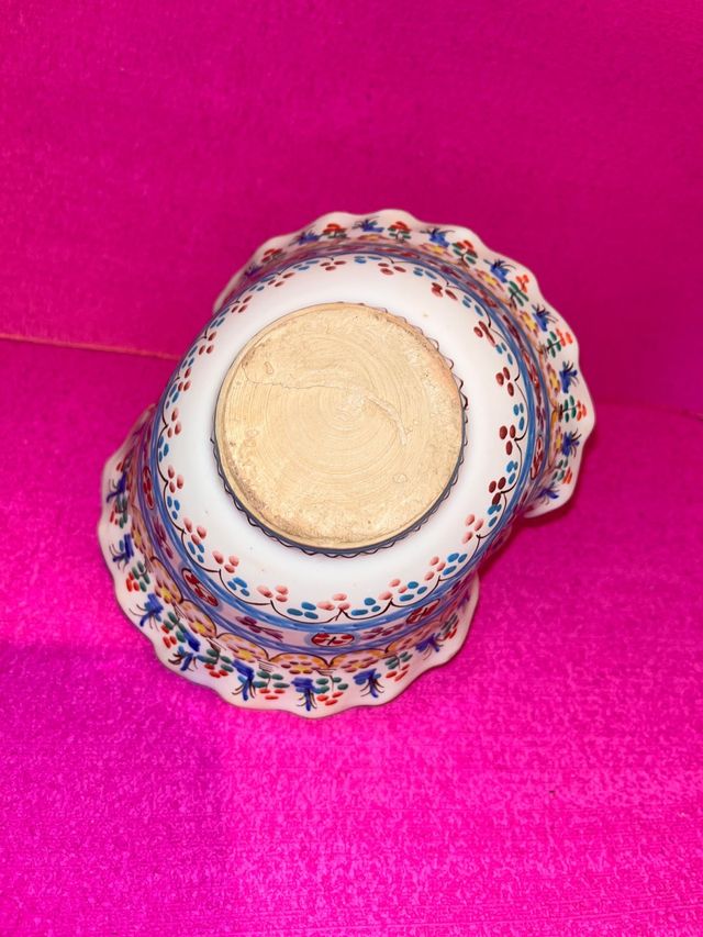 Cesta antigua decorada centro de mesa