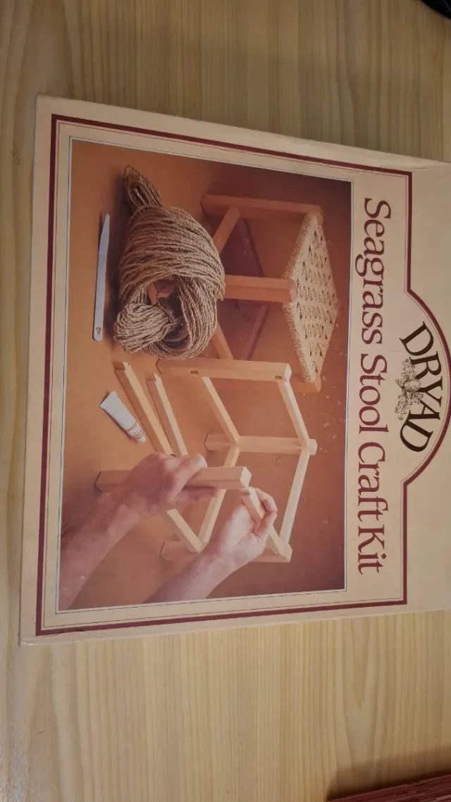 Kit Manualidades Taburete Dryad