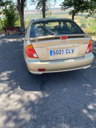 Hyundai Accent 2000
