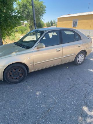 Hyundai Accent 2000