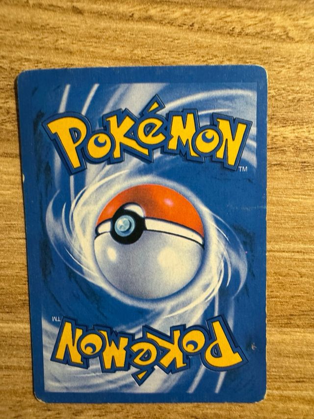 Carta Pokémon Sigilyph Básica PV 90