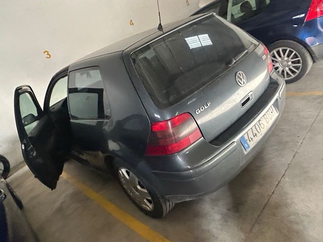 Volkswagen Golf 2001