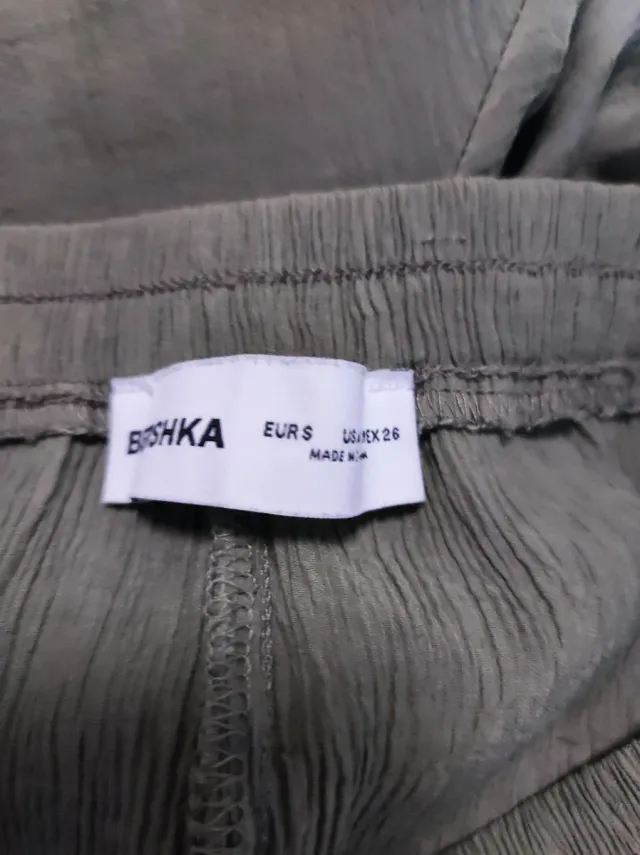 Pantalón verde fluido