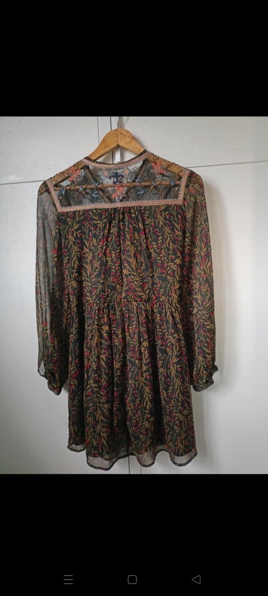 Vestido estampado Zara