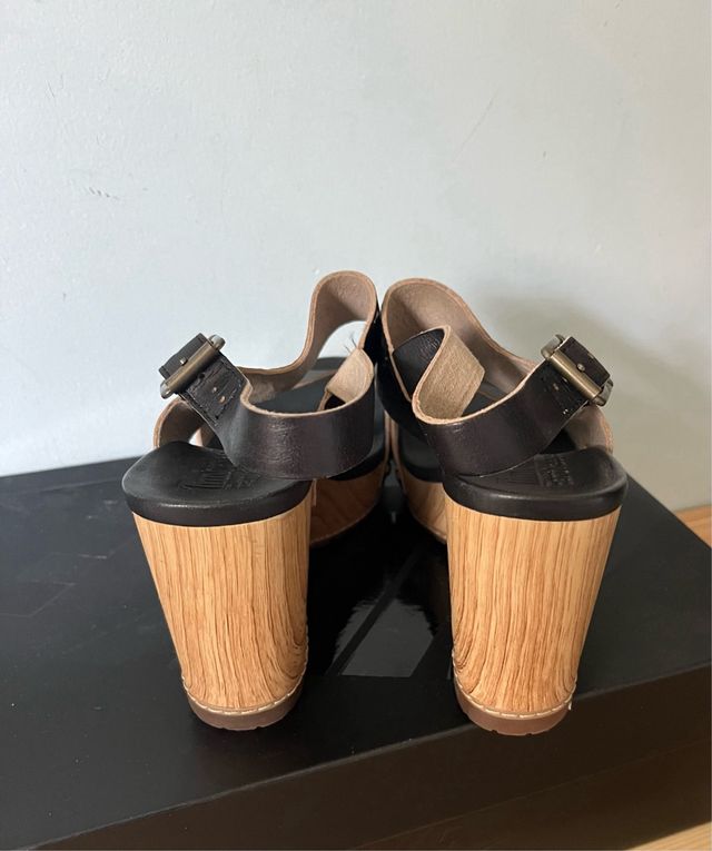 Sandalias piel Timberland Cuña Madera