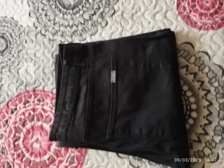 Pantalón vaquero Zara negro