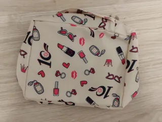 Neceser con estampado de maquillaje