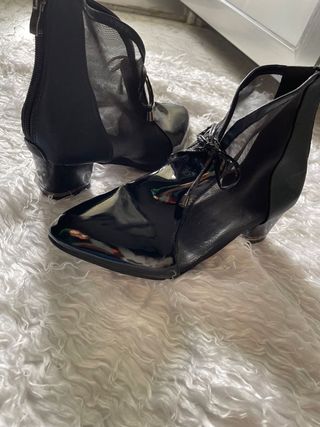 Botines negros tacón ancho y bajo