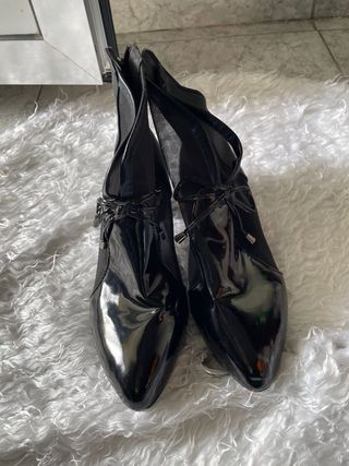 Botines negros tacón ancho y bajo