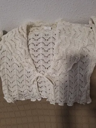Bolero/Torerita de encaje blanco